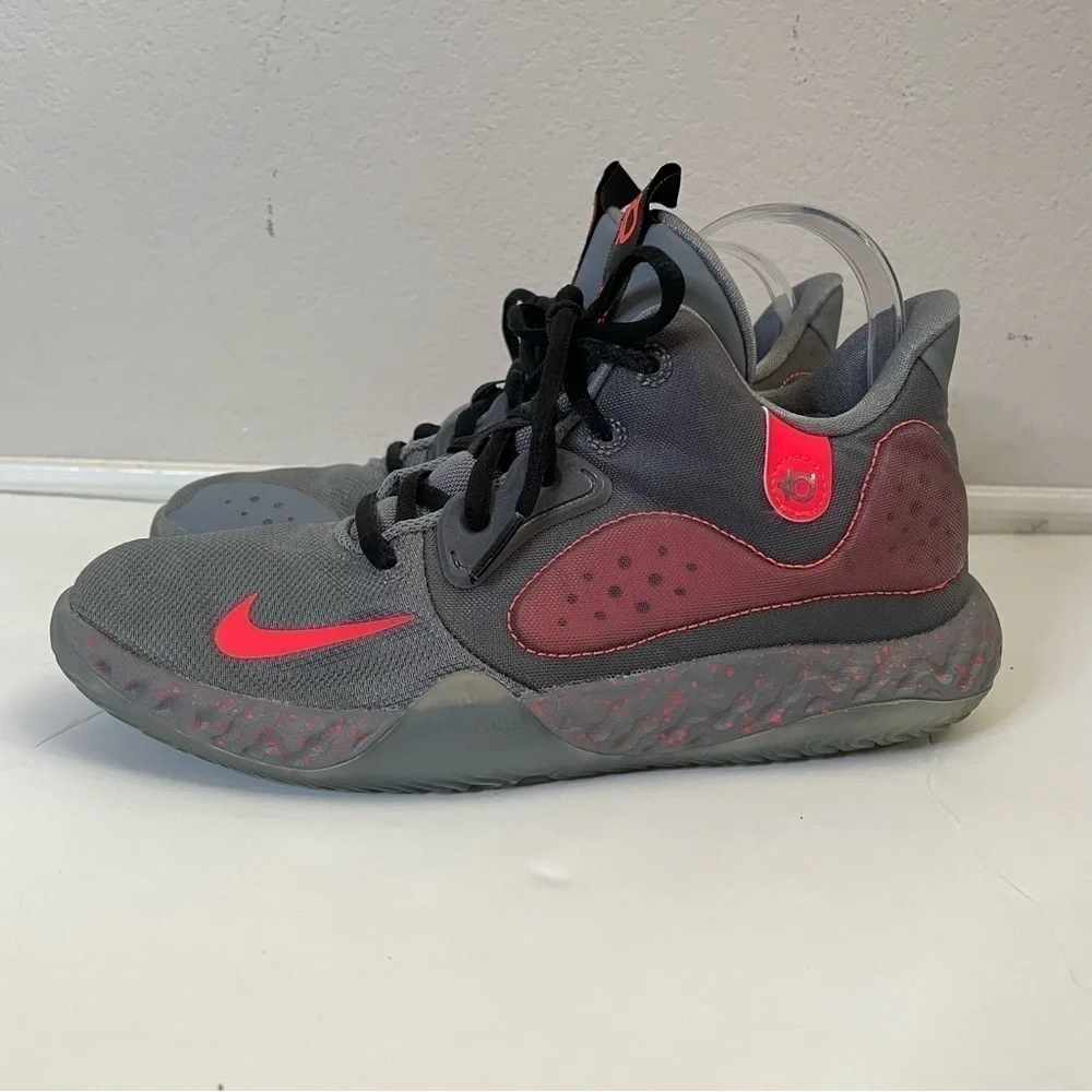 Nike KD Trey 5 VII AT5685-002 Basketball Gray Red Hi Top Sneakers Shoes Size 6Y